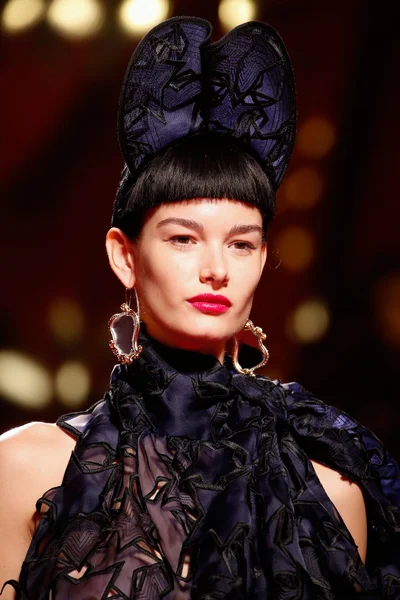 Look 9